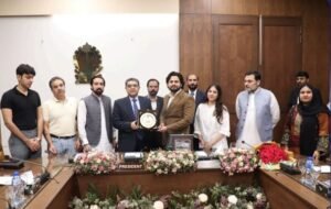 InstaCare Partners with LCCI to Provide Premium Healthcare Benefits to 46,000+ Businesses Across Pakistan 2 MOU-Signing-with-LCCI